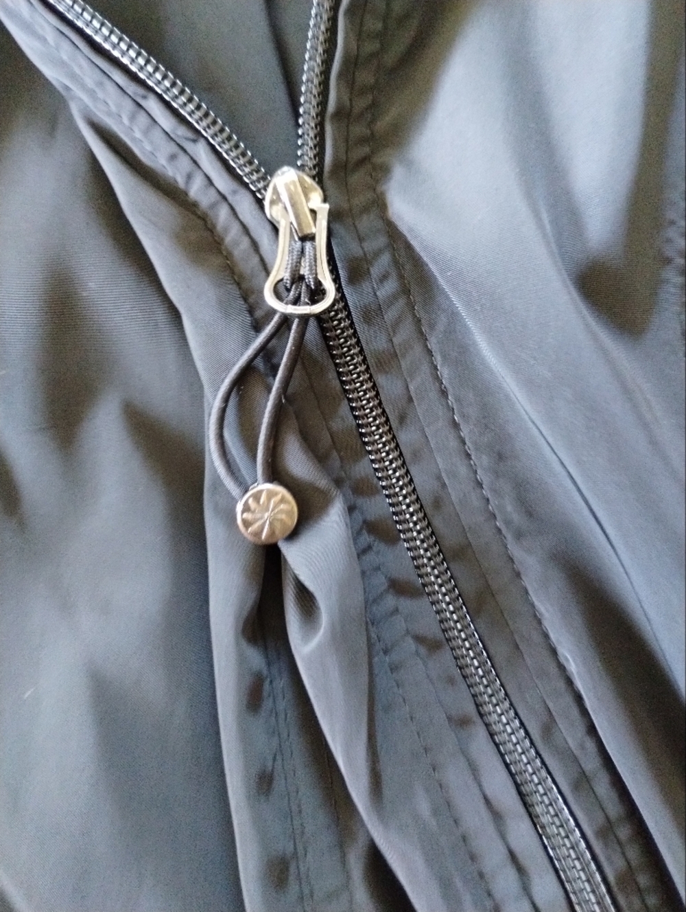 Sale! Athleta Drip Drop  Black Jacket Medium - Picture 5 of 7